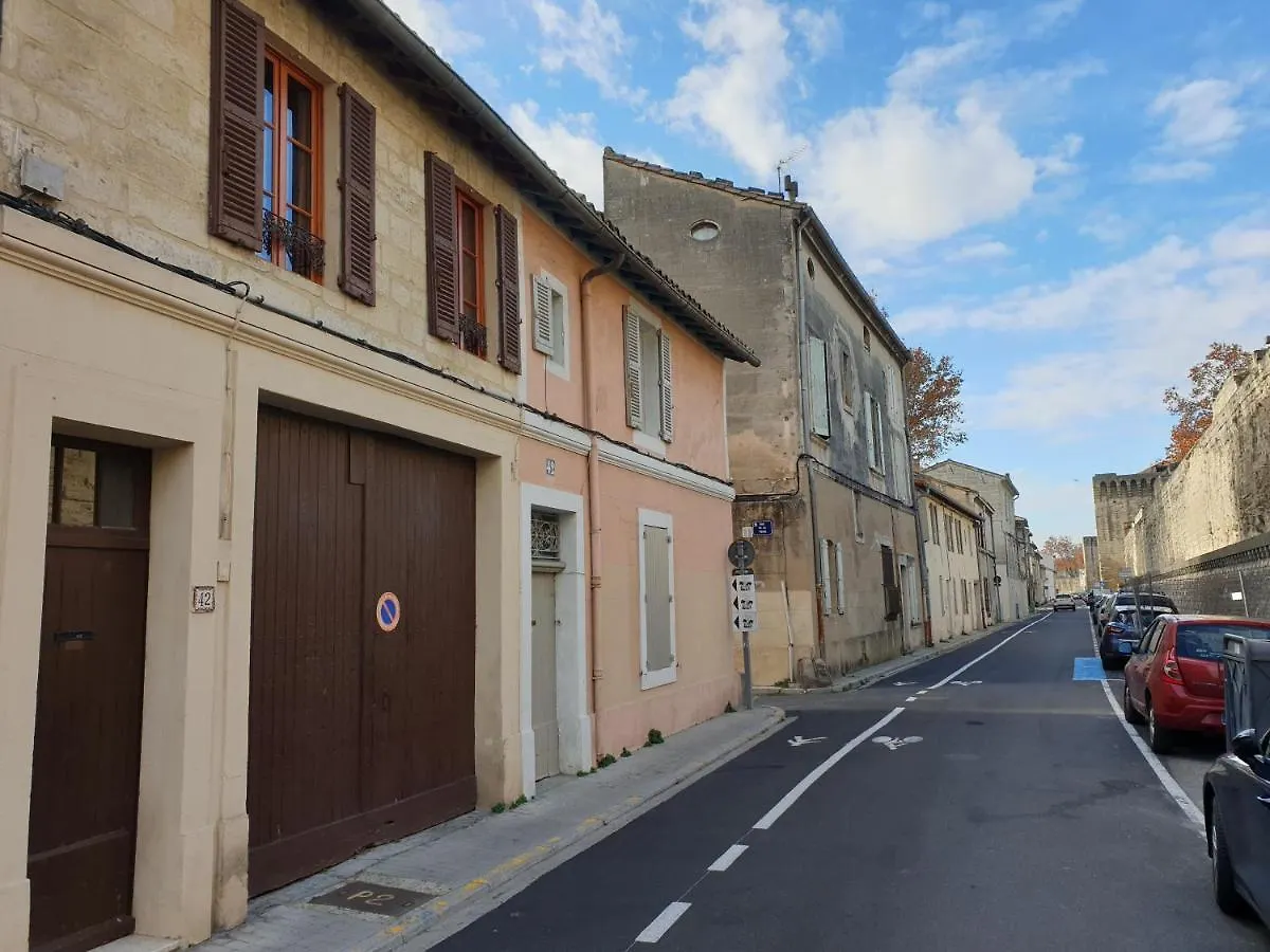 Le Logis De La Tour Apartment Avignon France