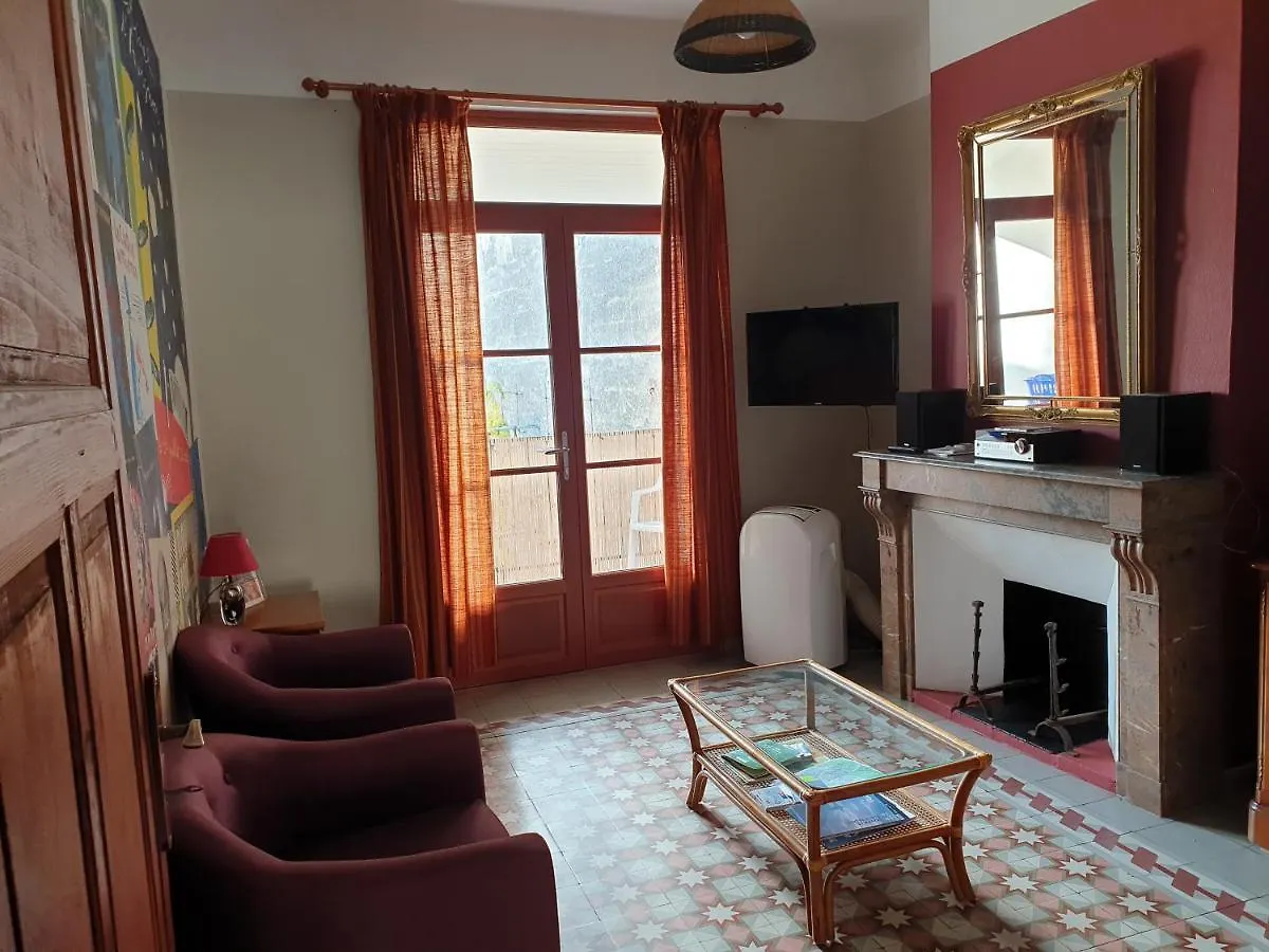 Le Logis De La Tour Apartment Avignon
