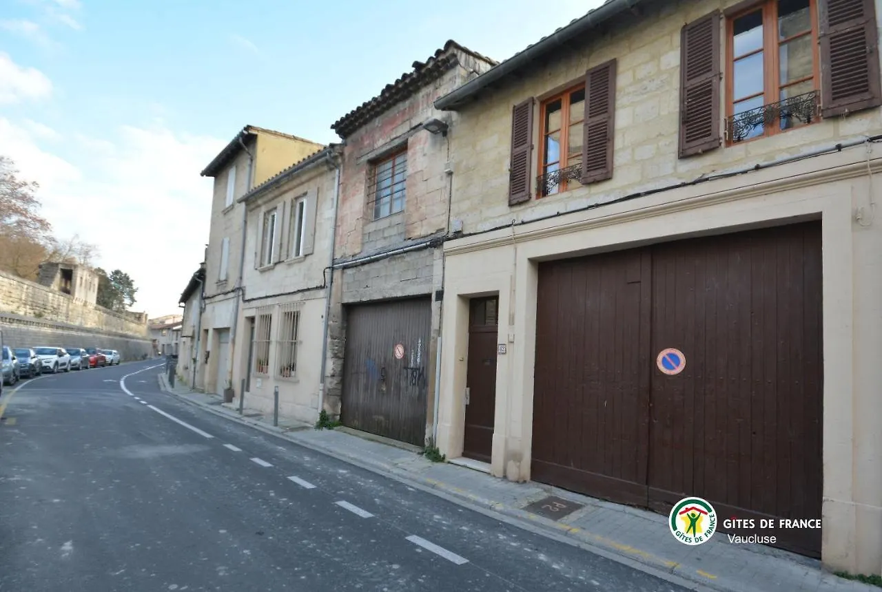 Le Logis De La Tour Apartment Avignon