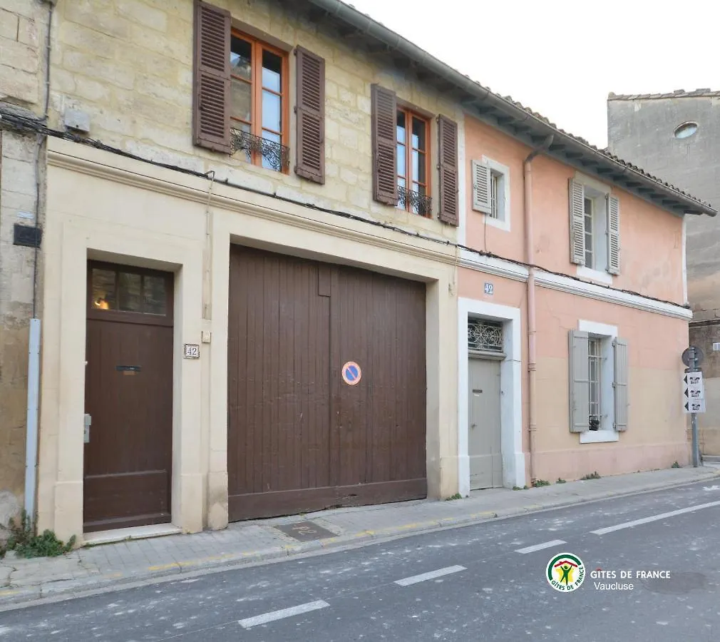 Le Logis De La Tour Apartment Avignon